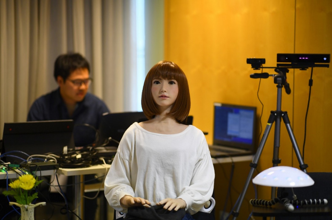 ربات اریکا نقش اصلی فیلم «بی»